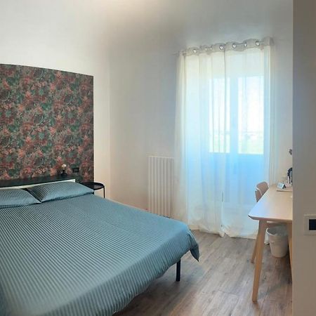 Sunrise Bed & Breakfast Марина ди Пиза Екстериор снимка